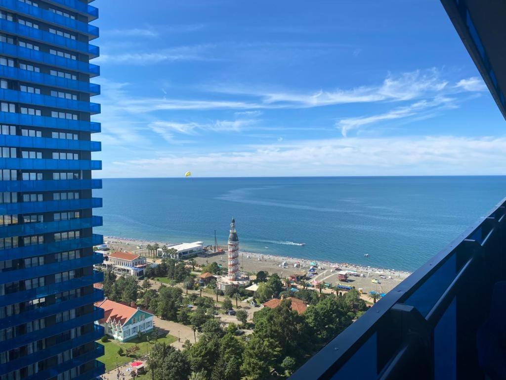 Апартаменты С Видом На Море Twin Towers Batumi, Orbi City Esterno foto